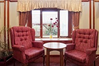 Kingsleigh 439940 Image 4